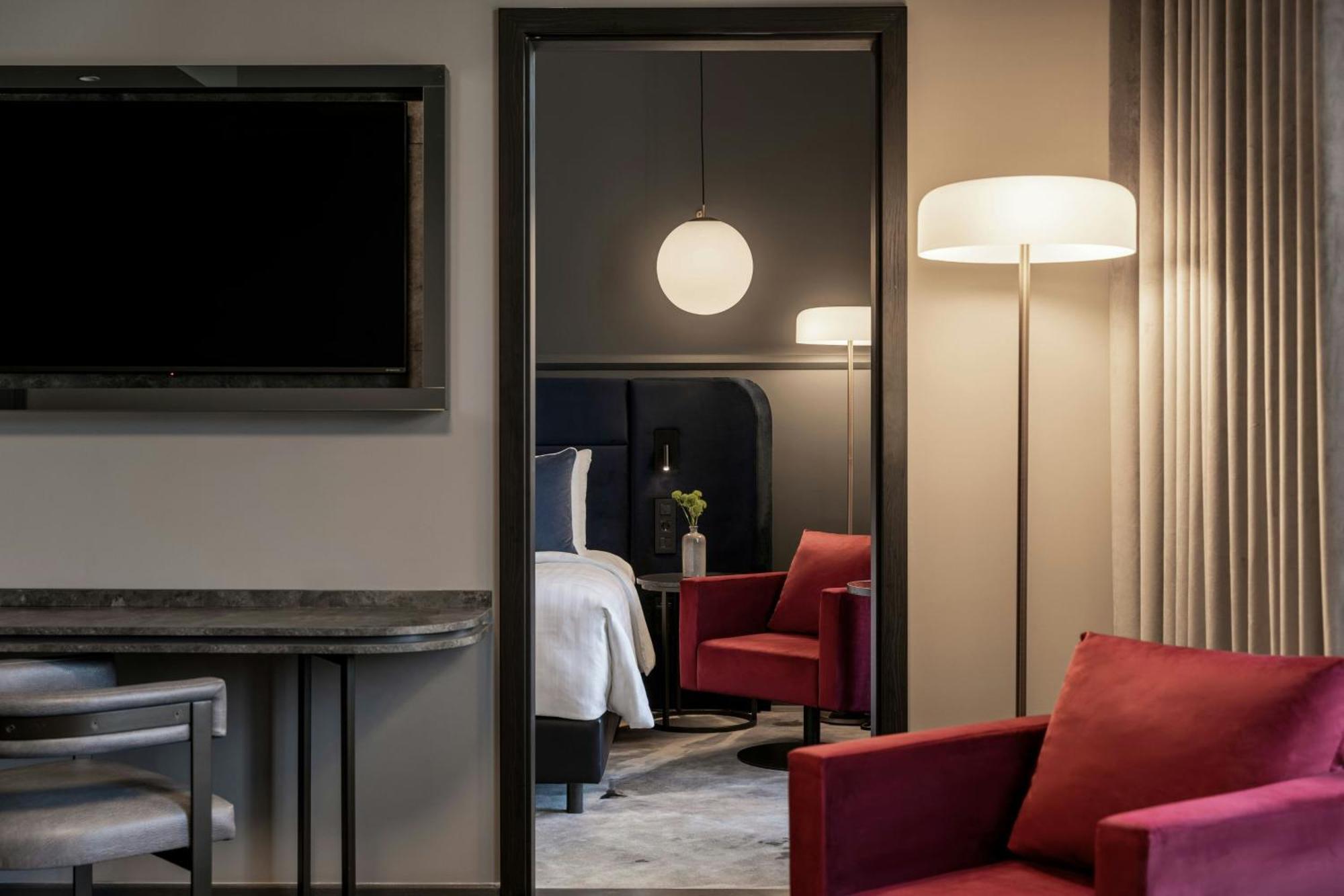 The Marmorosch Bucharest, Autograph Collection Hotell Eksteriør bilde A suite at the hotel