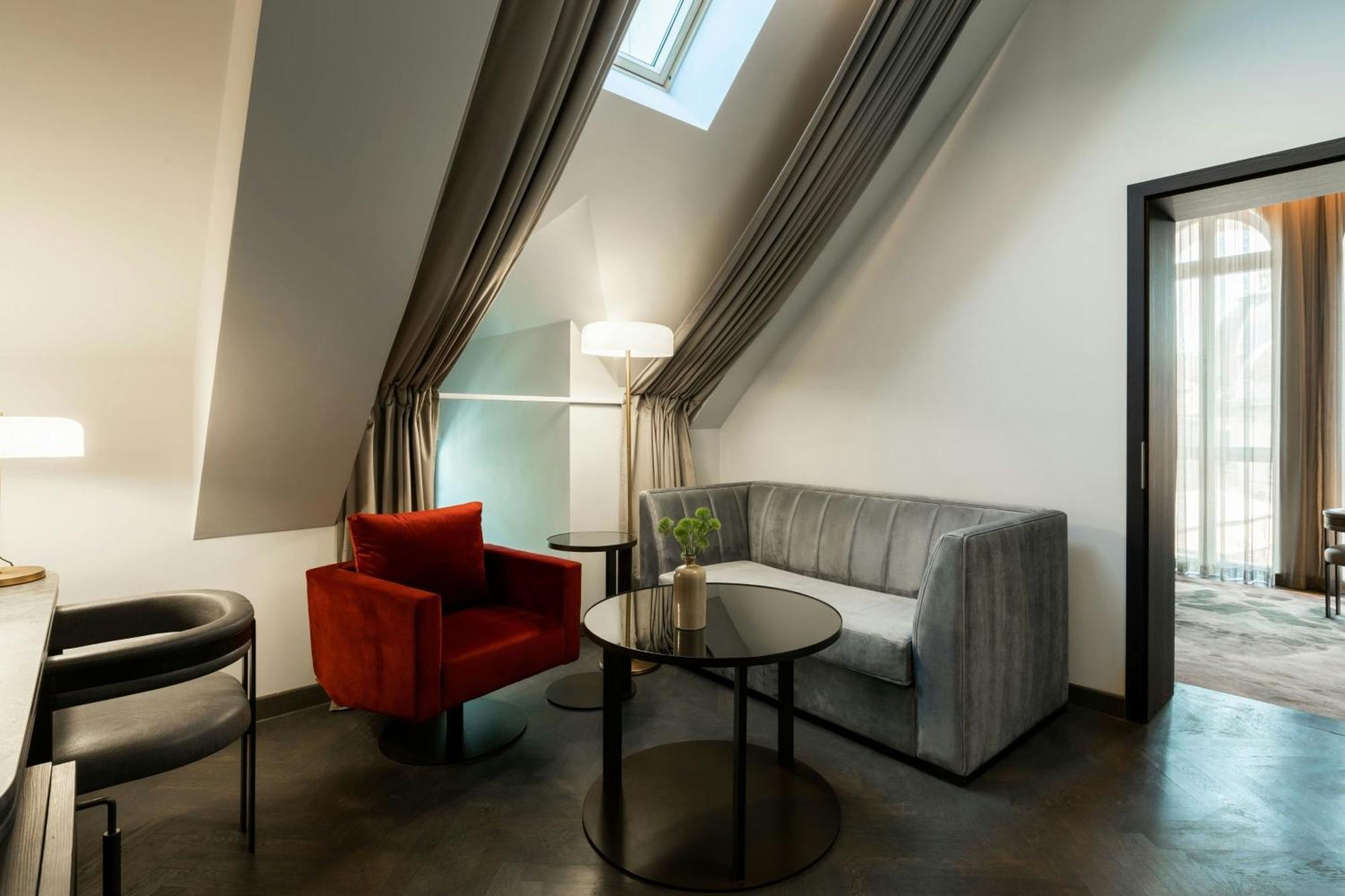 The Marmorosch Bucharest, Autograph Collection Hotell Eksteriør bilde A suite at the Hotel